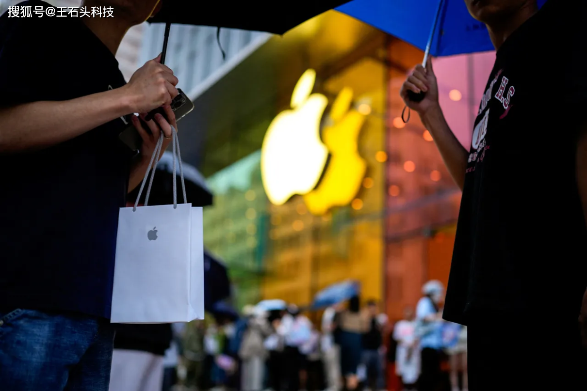 Apple's Struggle in the Chinese Market
